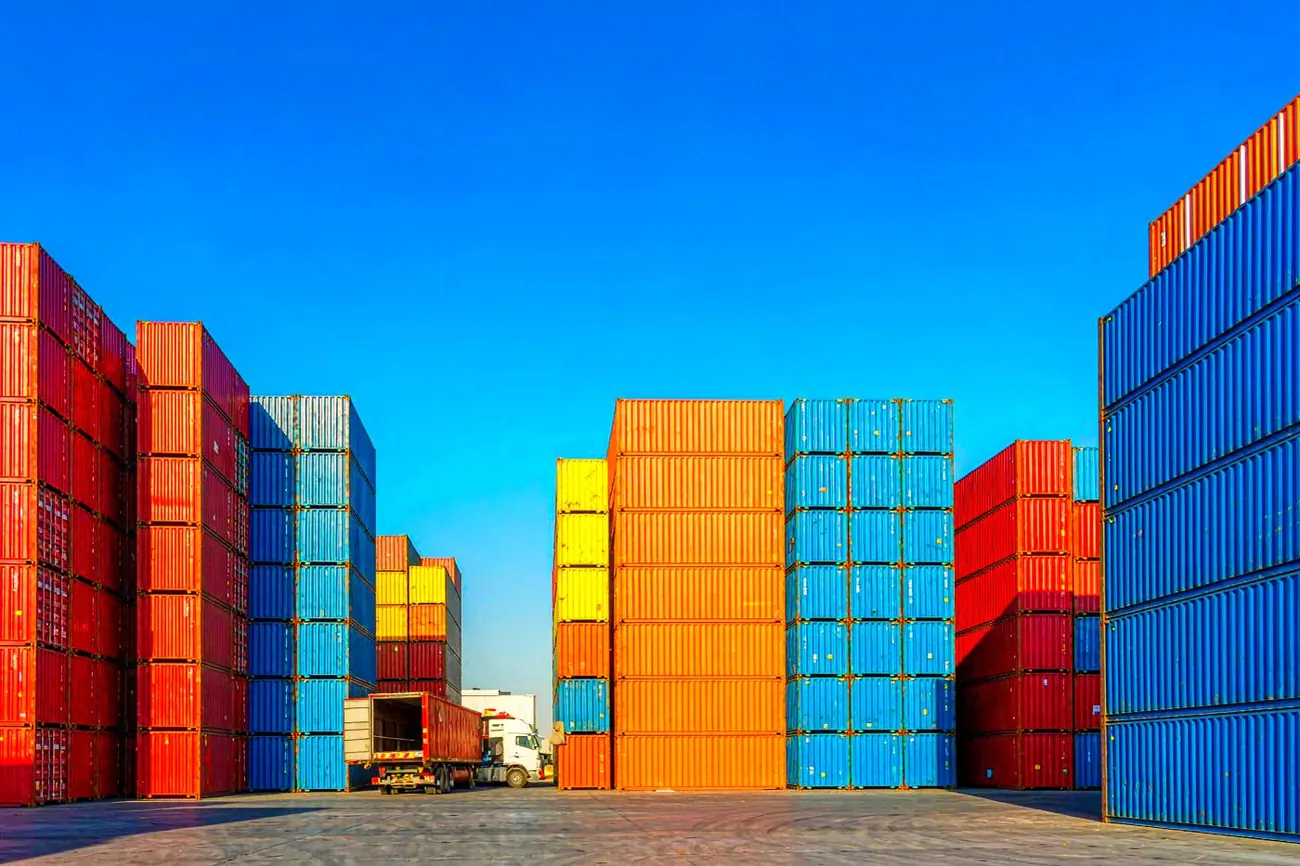 Several protection zones, one order, one container.